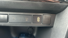 Toyota Yaris Cross 1.5 Hybrid Design 5dr CVT Hybrid Estate